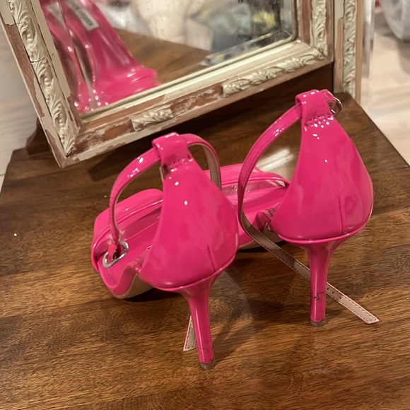 Steve Madden heels - Picture 2 of 3